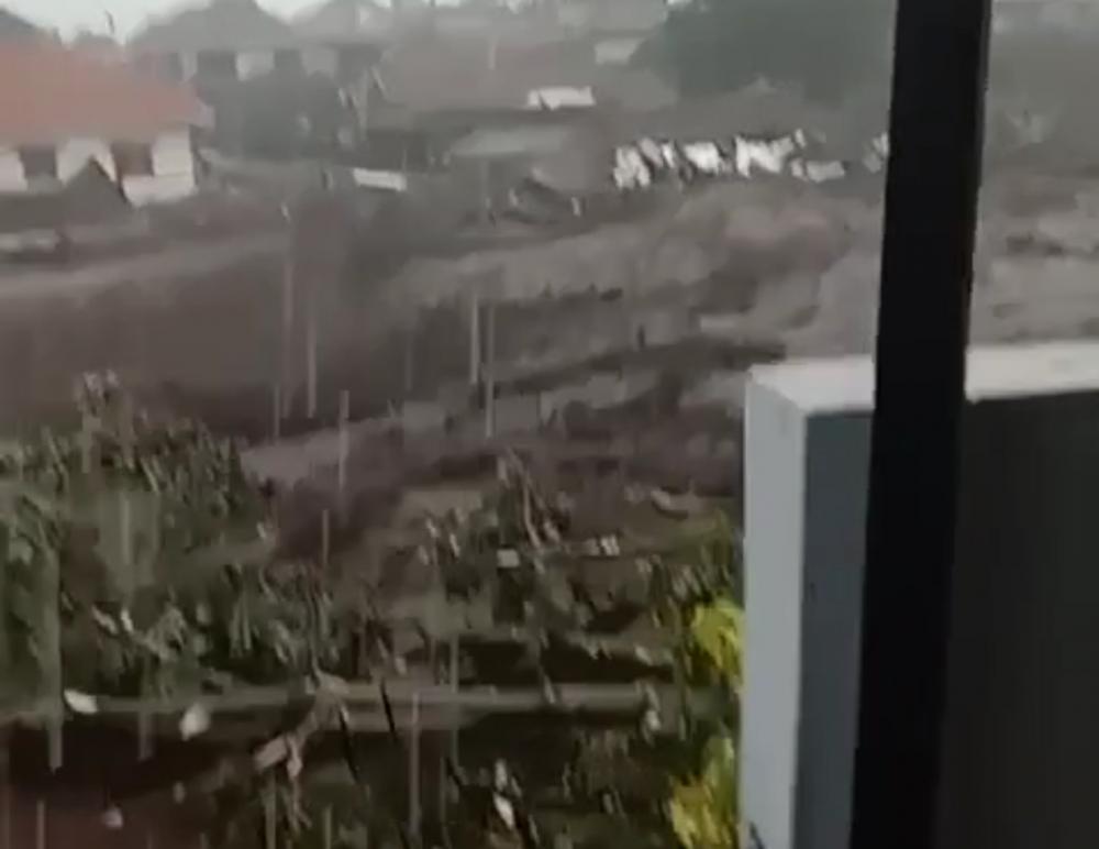 15 Orang Hanyut Akibat Banjir Bandang di Kota Batu, Provinsi Jatim