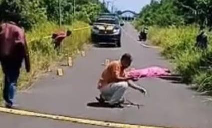 Diduga Dibunuh, Tubuh Cinta Dibiarkan di Pinggir Jalan