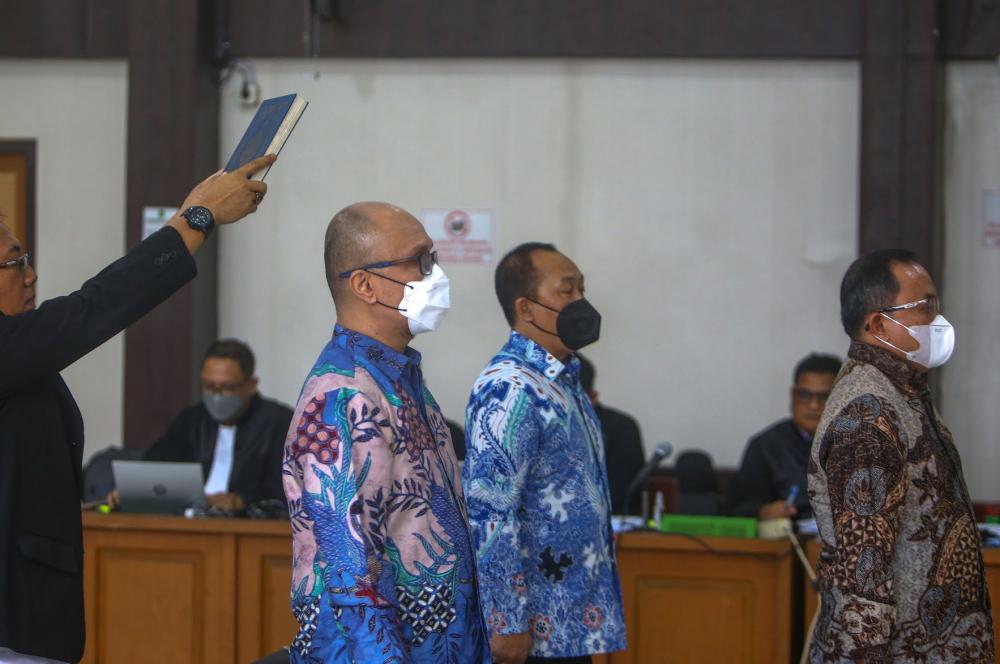 Dodi Reza Alex Membantah Kesaksian Eddy dan Herman Tentang Fee Rp2,6 M