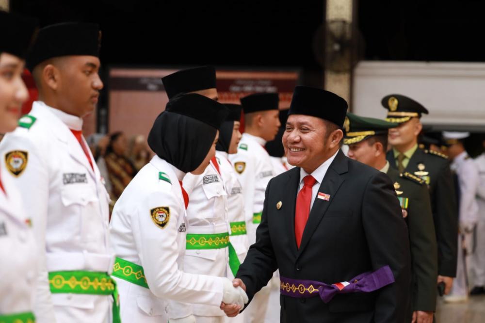 Gubernur Herman Deru Resmi Kukuhkan 50 Anggota Paskibraka Provinsi Sumsel Tahun 2023