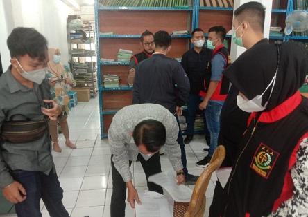 Jaksa Geledah dan Amankan Dokumen dari Kantor BPN Palembang