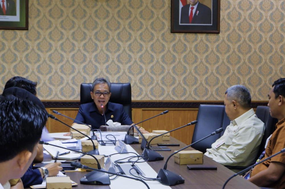 Pemprov Dorong Percepatan Perawatan Taman Simpang Bandara Sampai Bandara SMB 2 Jelang Piala Dunia U-20