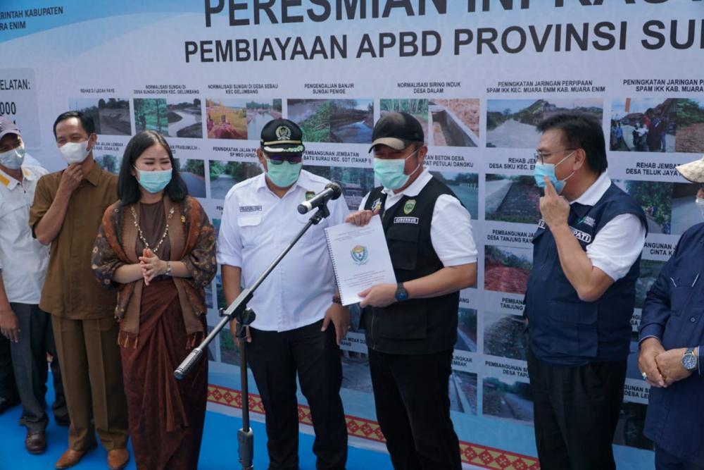 Terima Kasih Pak Herman Deru, Jalan di Daerah Kami Sudah Diperbaiki