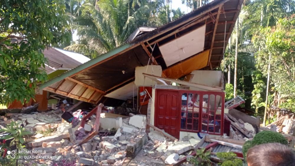 Update : 8 Meninggal, 10 Luber dan 6 ribu Warga Sumbar Mengungsi Pasca Gempa