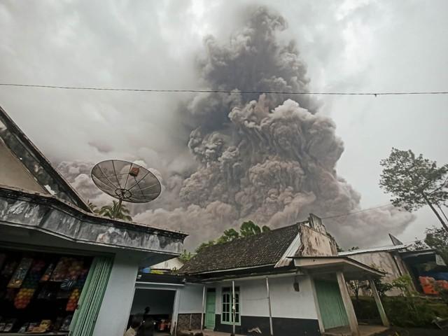 Update : Total Korban Jiwa Awan Panas Guguran Semeru Capai 48 Orang