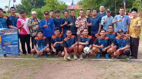 12 Tim se-Kecamatan Sematangborang Ramaikan Turnamen Bola Voli Karang Taruna Sukamulya 2022