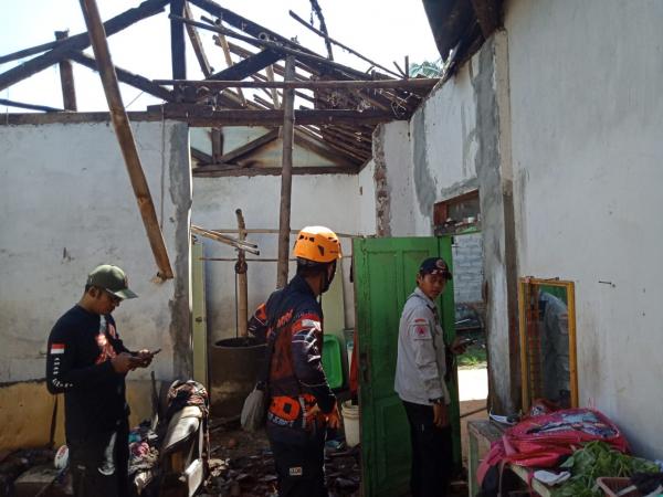 Akibat Gempa M5,1 di Jember 31 Rumah Rusak