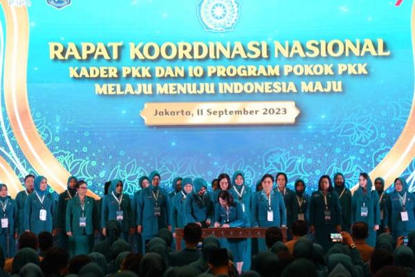Feby Deru Hadiri Rakornas TP PKK se-Indonesia