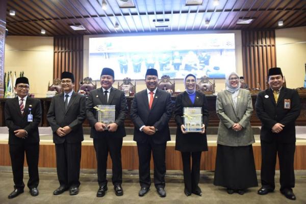 Rapat Paripurna DPRD Sumsel, Pemprov Kembali Terima Predikat WTP ke-9 dari BPK RI