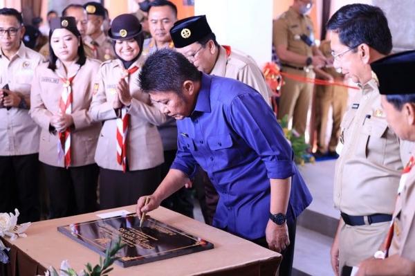 Resmikan Mess Leanpuri Bumi Perkemahan Gandus, Herman Deru: Pramuka Harus Jadi Teladan Bagi Semua Kalangan