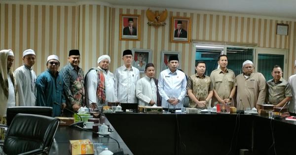 Sambangi DPRD Palembang, Para Habib dan Ulama Minta Holywings Ditutup Permanen